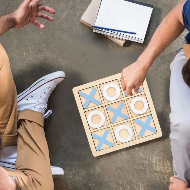 Jeu de société classique en bois Tic-Tac-Toe – Un divertissement intemporel pour tous les âges